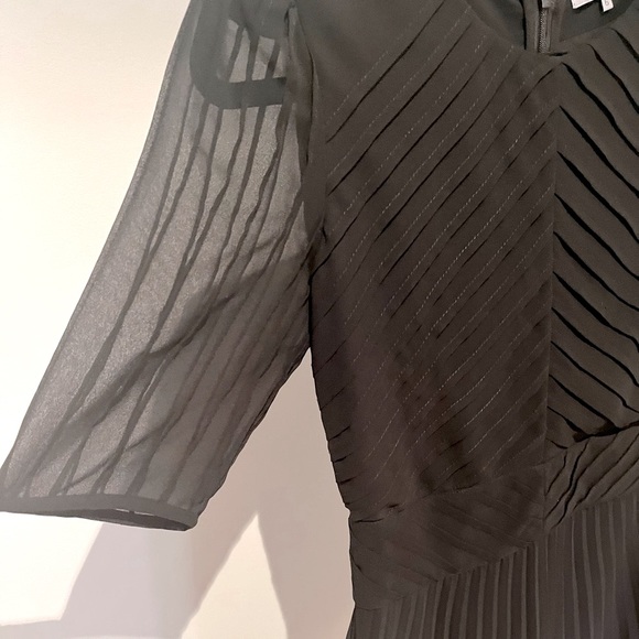 Table Eight Black Dress - Picture 2 of 10